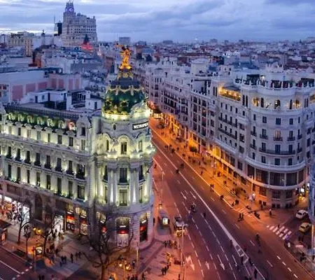 Encanto Santiago Bernabeu- Castellana Apartamento Madrid
