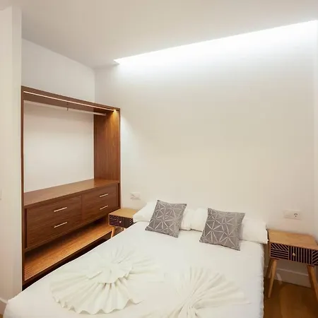 Apartamento Malasana I Calle Churruca 2br 2bh