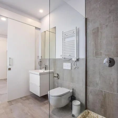 Apartment Loft Reformado En La Plaza De Ventas