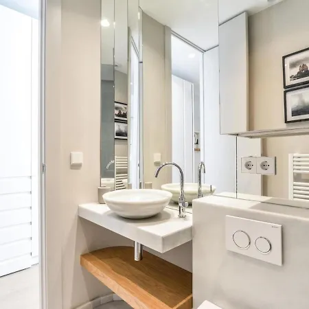 Apartamento En La Calle Pez * Madrid