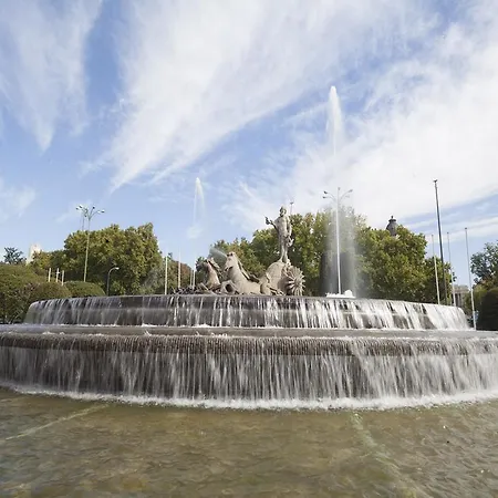 아파트 Paseo Del Prado *
