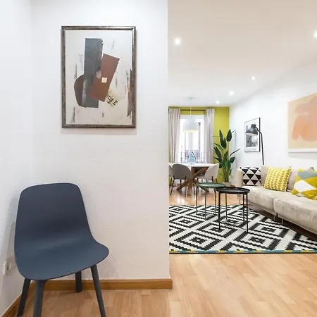 2 Bedrooms 2 Bathrooms Furnished - Malsana - With Pool - Mintystay Apartman Madrid