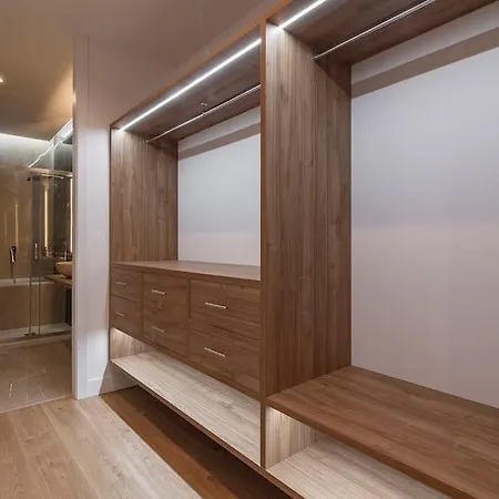 Apartment Centro Vi Calle De La Paz 4br 4bh Madrid