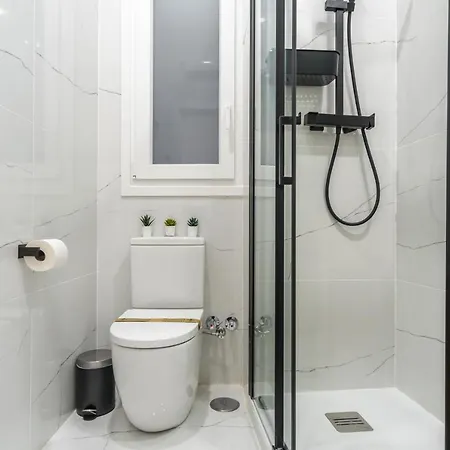 Stylish Apartment- 1 Bedroom 1 Bathroom -chueca *
