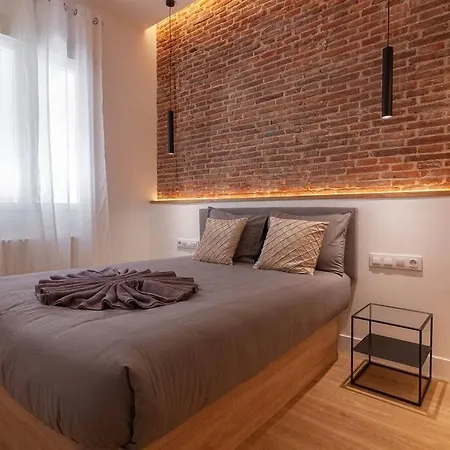 Apartment Salamanca V Calle Alcantara 3br 3bh Madrid