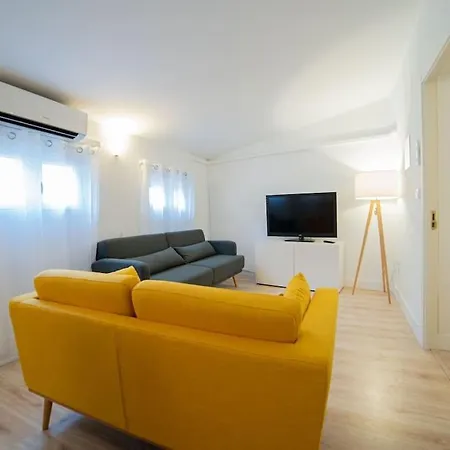 Apartment Cozy Plaza Espana I Renovated 3br 2bh