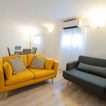 Apartment Cozy Plaza Espana I Renovated 3br 2bh *