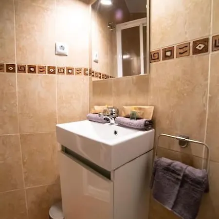 Cozy Plaza Espana I Renovated 3br 2bh Apartment Madrid