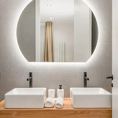 Apartment Gran Via Vii Calle Jacometrezo 2br 2bh Madrid