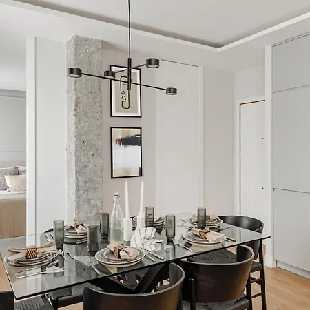 Gran Via Vii Calle Jacometrezo 2br 2bh Apartment