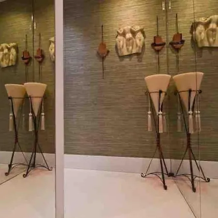 Apartament Eclectic Studio In Center Comfortable And Peaceful-cgrac18