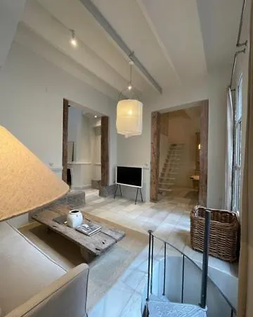 3 Bedrooms 2 Bathrooms Furnished - Malasana - Terrace - Bright In Downtown Area - Mintystay *