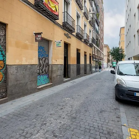 Appartamento 3 Bedrooms 2 Bathrooms Furnished - Malasana - Terrace - Bright In Downtown Area - Mintystay Madrid