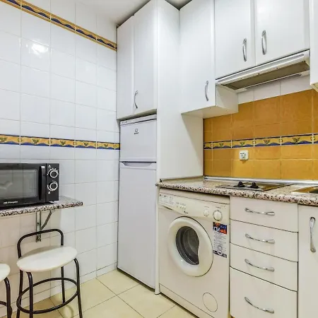 Apartamento En Plaza De Lavapies Apartment *