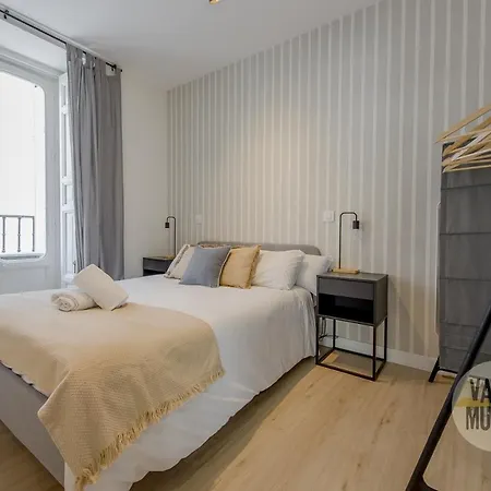 Apartment Spacious New 7 En La Plaza De Tirso De Molina