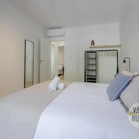 Apartment Spacious New 7 En La Plaza De Tirso De Molina *