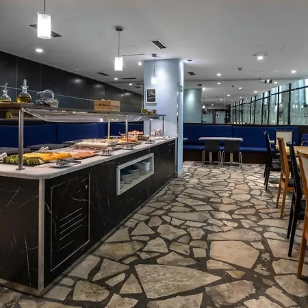 Hotel Petit Palace Cliper-gran Via