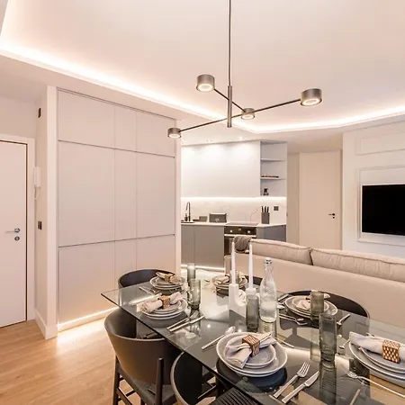 Gran Via Vii Calle Jacometrezo 2br 2bh Apartment Madrid