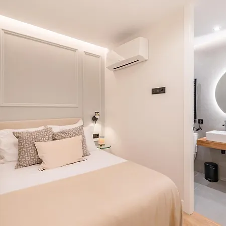 Gran Via Vii Calle Jacometrezo 2br 2bh Madrid