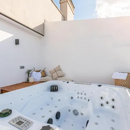 Gran Via Vii Calle Jacometrezo 2br 2bh Apartment