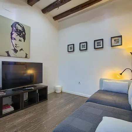 Apartamento Charming Sol Attic *