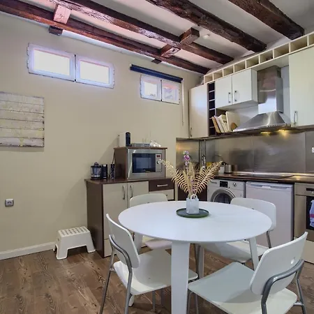 Apartamento Charming Sol Attic Madrid