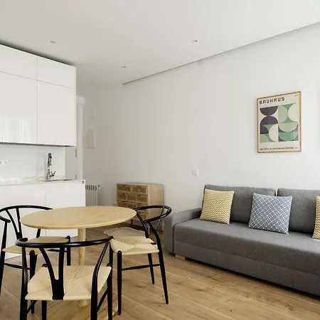 Apartment Apartamento Reformado En El Retiro