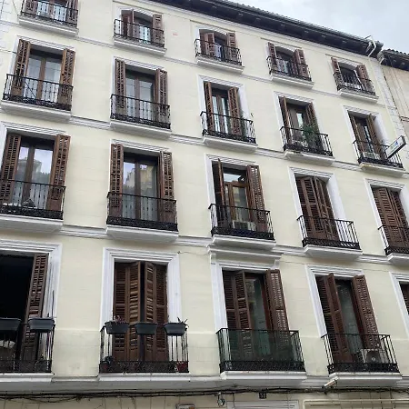 Ever House - Atocha2 Superb Location Apartment *