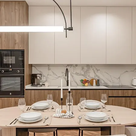 Chamberi V Calle Hartzenbusch 2br 2bh * Madrid