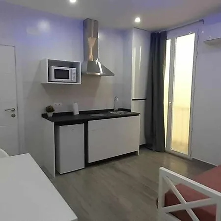 Comodo Mayor Y Sol Apartment *