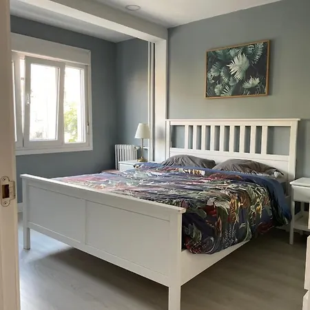 Comoda Principal Con Vista Exterior