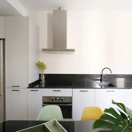 Charming Palacio Real Apartment