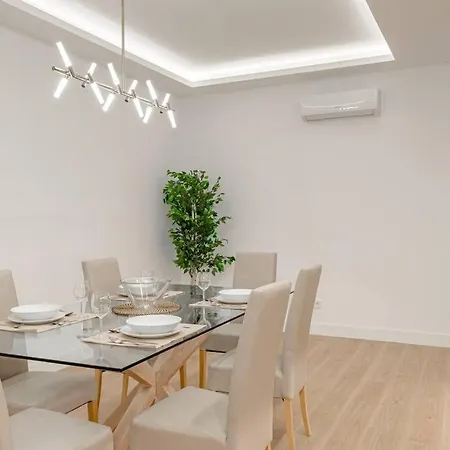 Malasana Xi Calle Manuela Malasana 3br 3bh Appartamento