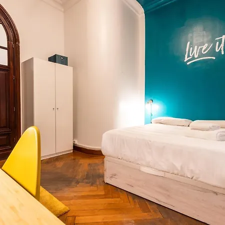 Casa de hóspedes Live It Gran Via (adults Only)
