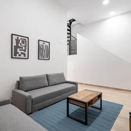 Duplex Reformado En Moratalaz Apartment
