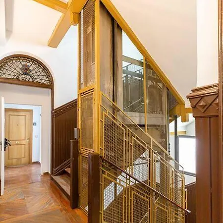Infantas Piso At Justicia Barrio * Madrid