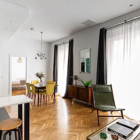 Infantas Piso At Justicia Barrio Apartment Madrid