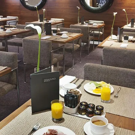雷科莱托斯万豪ac酒店 4*