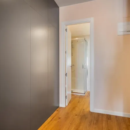 Apartment 1 Bedroom 1 Bathroom Furnished - Chueca - Modern In Downtown Area - Mintystay *