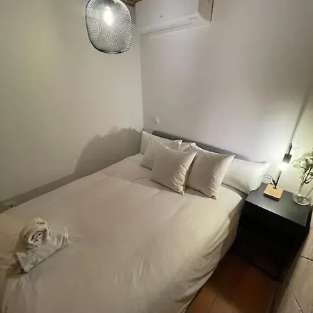 Cool Duplex 7pax En Calle Monteleon/centro * Madrid