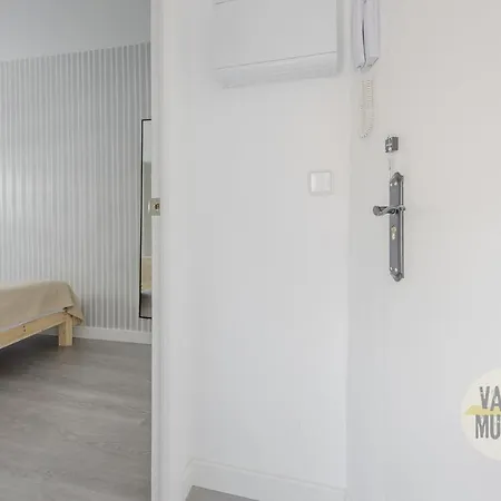 Apartment Atico C/silva 3pax Terraza Esquina Gran Via Madrid