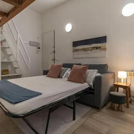 Pequeno Estudio Madrileno * Madrid