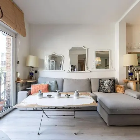 Precioso Apartamento Situado A 15min Puerta Sol Madrid