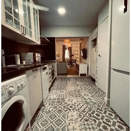 Apartment New&cool Piso En El Centro De 9pax Madrid