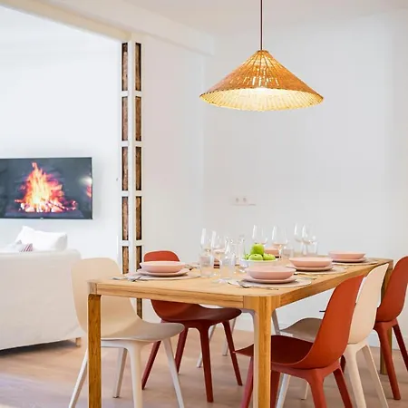 Ever House - Atocha1 Superb-location Apartment *