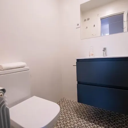 Apartment For Your Coqueto Apartamento Temporal Cerca Al Parque Retiro Gpa92 *