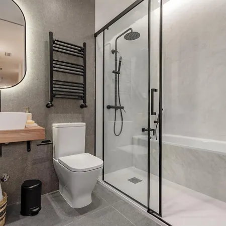 Chamberi V Calle Hartzenbusch 2br 2bh Appartamento Madrid