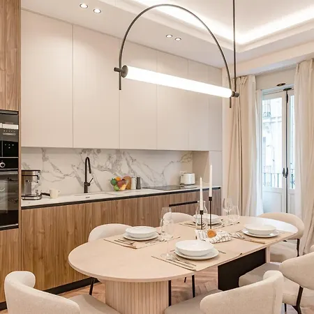 Appartamento Chamberi V Calle Hartzenbusch 2br 2bh Madrid
