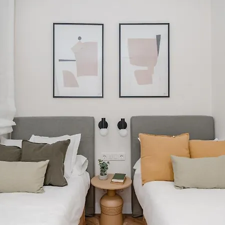 Appartamento Chamberi V Calle Hartzenbusch 2br 2bh Madrid