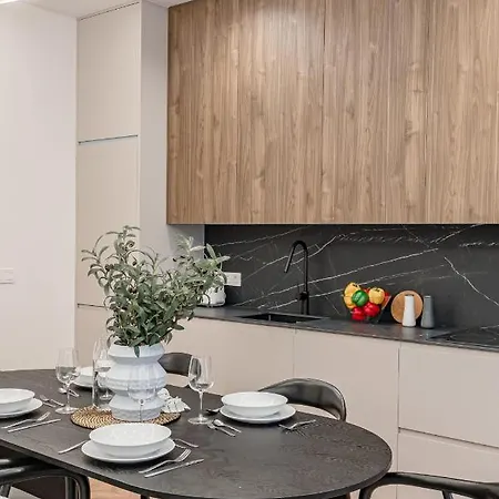 Chamberi V Calle Hartzenbusch 2br 2bh Appartamento Madrid